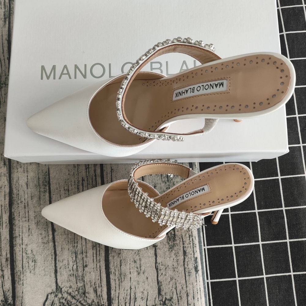 Manolo Blahnik White Pointed Crystal-Embellished Mules